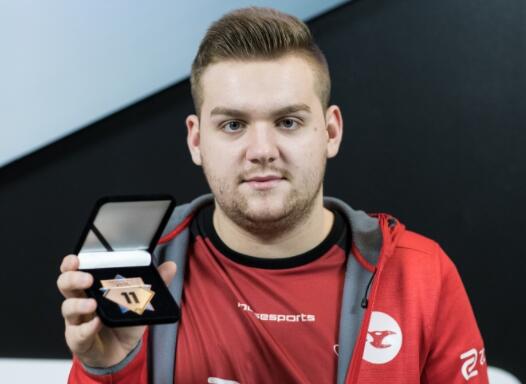 一线指挥火力值排行： Twistzz 86，Aleksib仅为6