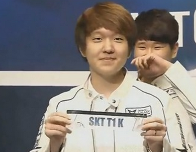 LPL 第一阶段常规赛每日TOP5： Elk 的枪魅力和致命 Sniper